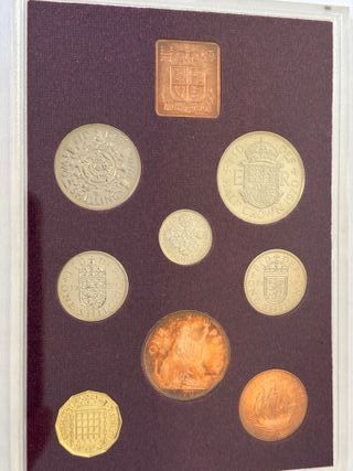 Isabel II Monedas Conmemorativas 1970