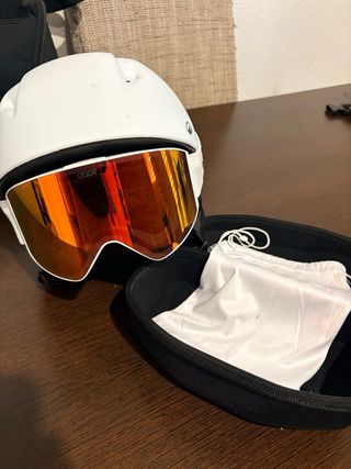 Tabla Snowboard con Fijaciones + Gafas y Cascos.