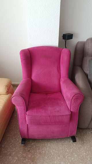 Butaca balancín rosa tela