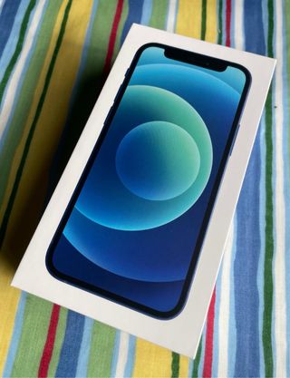 iPhone 12 64GB Azul