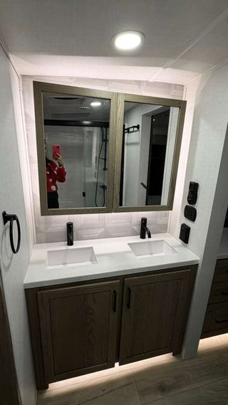 Caravana Americana Rockwood 2026 Quinta Rueda