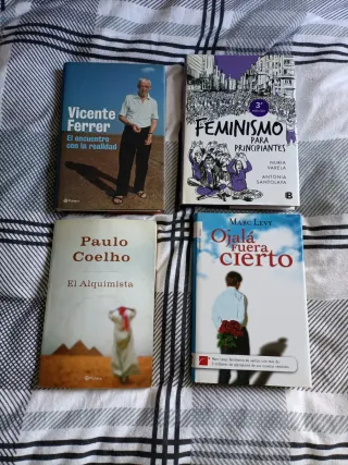 LOTE DE 10 LIBROS POR 7€