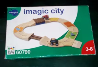 Circuito coches de juguete todoterreno