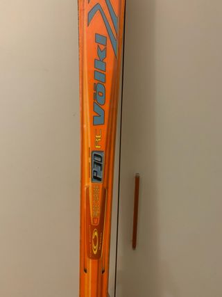 Esquís Völki Race Carver P30.1 con fijaciones