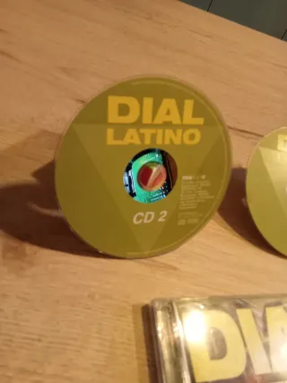 Dial Latino CD Doble