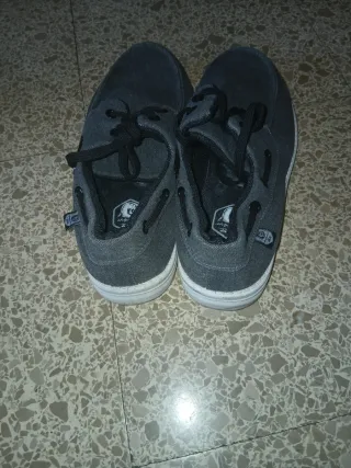 Zapatillas casuales grises para hombre