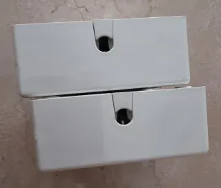 2 Bases enchufe múltiple 4 tomas