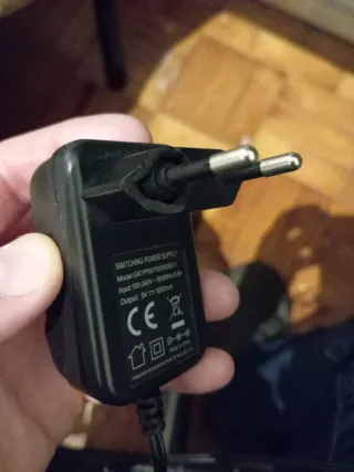 Gira-discos Madison Preto