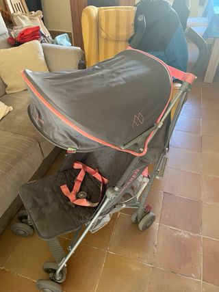 Silla de paseo MacLaren rosa y gris