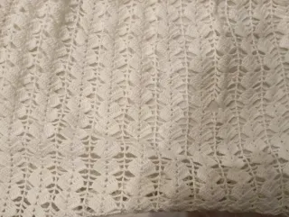 Colcha de verano y ganchillo artesanal