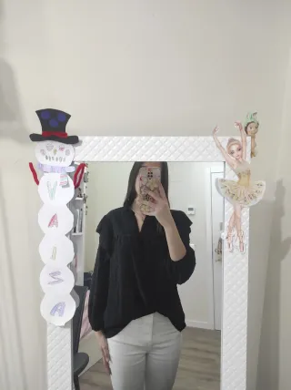 Blusa negra con estampado