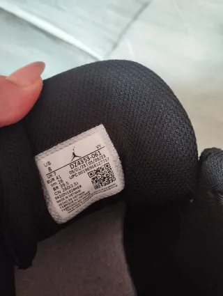 Jordan Zapatillas Deportivas Negras y Rojas