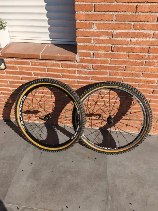 Ruedas Mavis Crossride 26' (Juego)