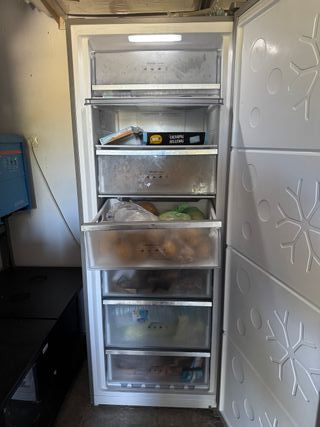 Congelador Vertical Infiniton CV-870IX - 380L