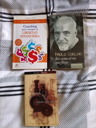 LOTE DE 10 LIBROS POR 7€