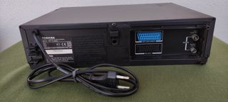 Videoregistratore Toshiba V420W VHS no telecomando