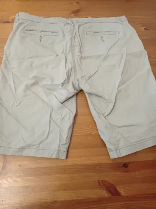 Bermudas verde y camuflaje hombre talla 46.