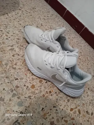 Zapatillas Nike Blancas