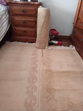 Tres alfombras beige 150x66 y 2 de 130x59