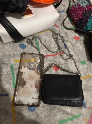 Mini bolso monedero con cadena
