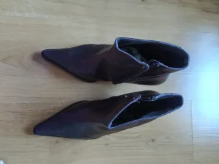 Botines de piel marrones