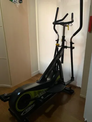 Bicicleta Elíptica BH FitWalking KT 2.0