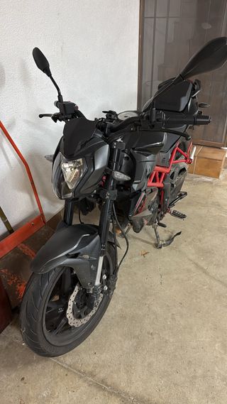 Benelli BN 125 Negra