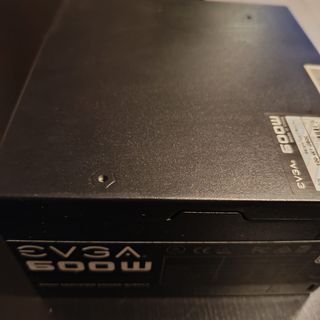 Fuente Alimentación EVGA 600W 80+ White