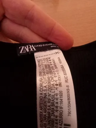 Top Zara Negro. Talla XS