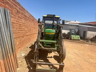 Tractor John Deere 2450