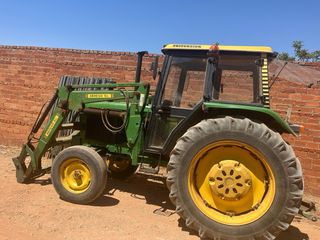 Tractor John Deere 2450