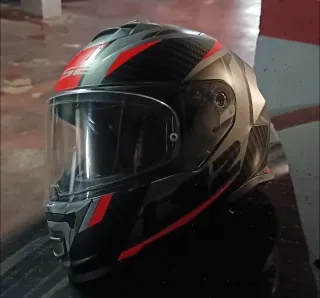 Casco de moto LS2 Storm II  en carbónico talla s