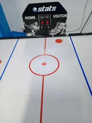 Mesa Air Hockey