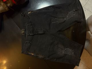 Pack de diferentes prendas y marcas de ropa