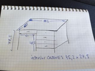 Escritorio antiguo de madera