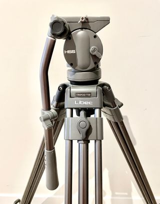 Trípode Libec T58 H55 para vídeo