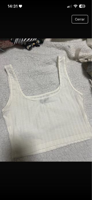 Top blanco de canalé