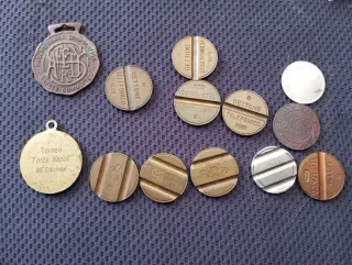 Gettoni telefonici e medaglie