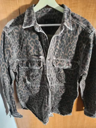 Lote de tres piezas,Cazadora y camisas