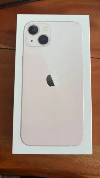 Teléfono Apple iPhone 13