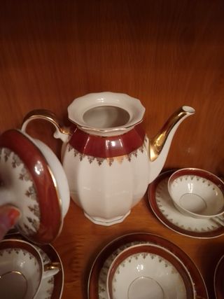 Set de tazas y jarra de té de porcelana vintage