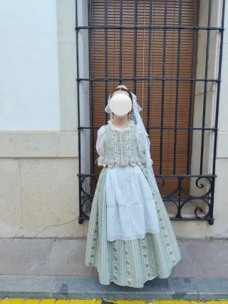 Traje de Valenciana Niña