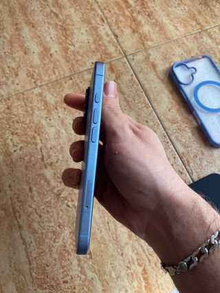 iPhone 17 Azul Nuevo