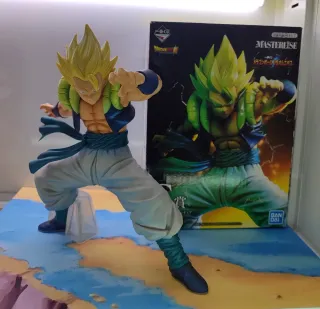 Figura gogeta ssj Dragon Ball Z Masterlise