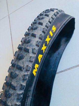 Neumático Maxxis High Roller 26