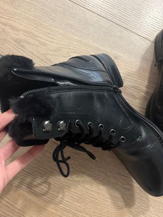 Botines Anna Field negros con pelo