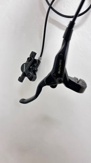 Freno Hidráulico Shimano MT200 Delantero