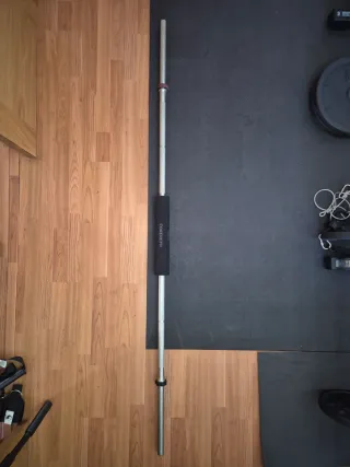 Barra de pesas 28mm, abrazaderas y manguito espuma