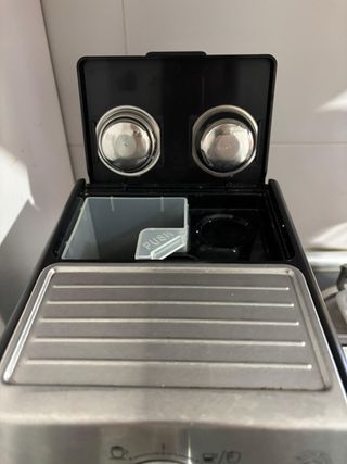 Cafetera Espresso DeLonghi