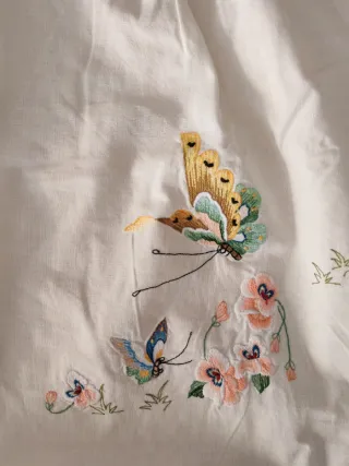 Grembiule vintage ricamato